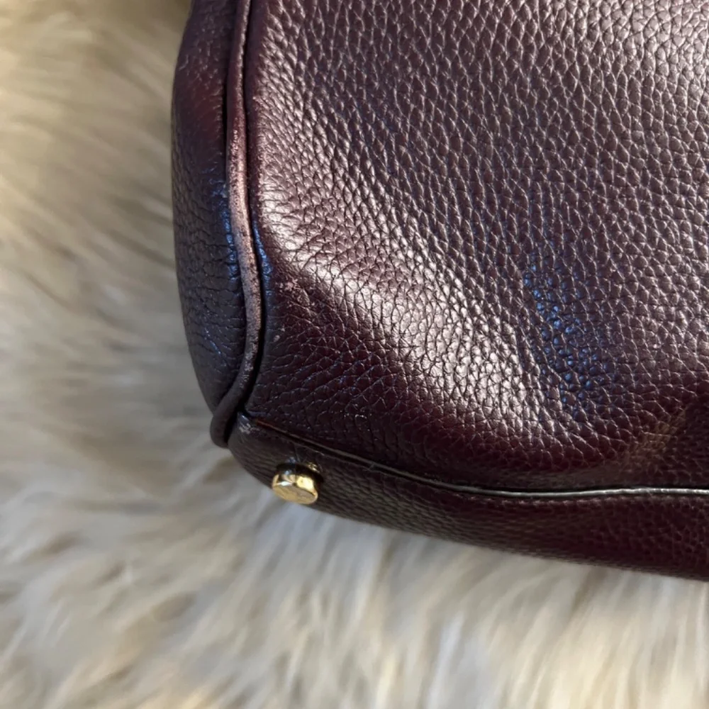 Purse - Picture 2 of 3